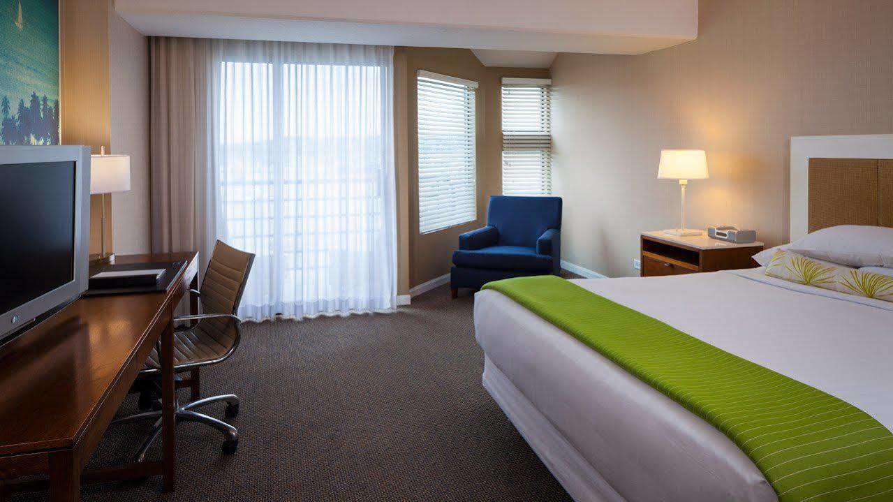 Hyatt Regency Mission Bay And Marina Hotel 4*